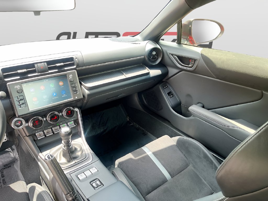 Used 2025 Toyota GR86 Premium w/ ALL Weather Mat Package (TMS) RWD image 22