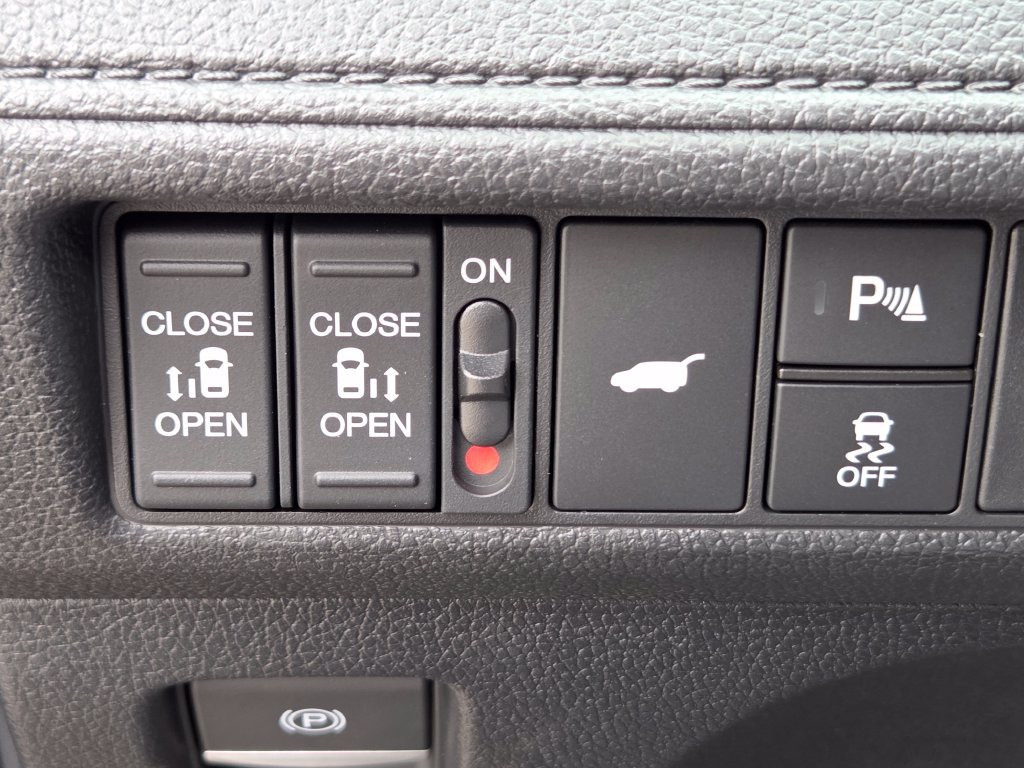 New 2026 Honda Odyssey Elite image 12