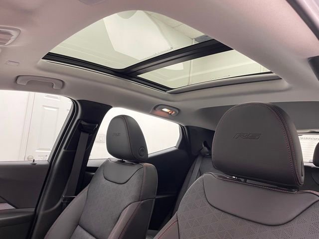 New 2027 Chevrolet Bolt RS w/ Technology Package image 7