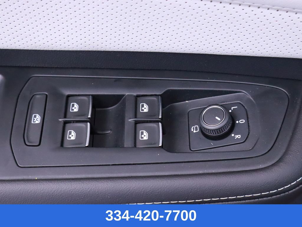 New 2025 Volkswagen Atlas Cross Sport SEL Premium R-Line image 26