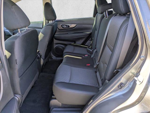 Used 2020 Nissan Rogue S image 19