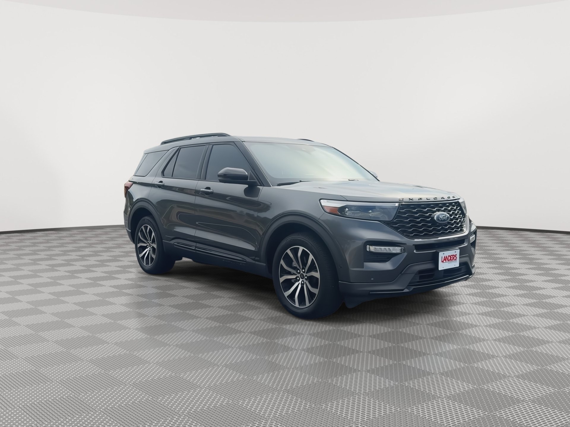 Used 2020 Ford Explorer ST w/ Premium Technology Package AWD/4WD image 2