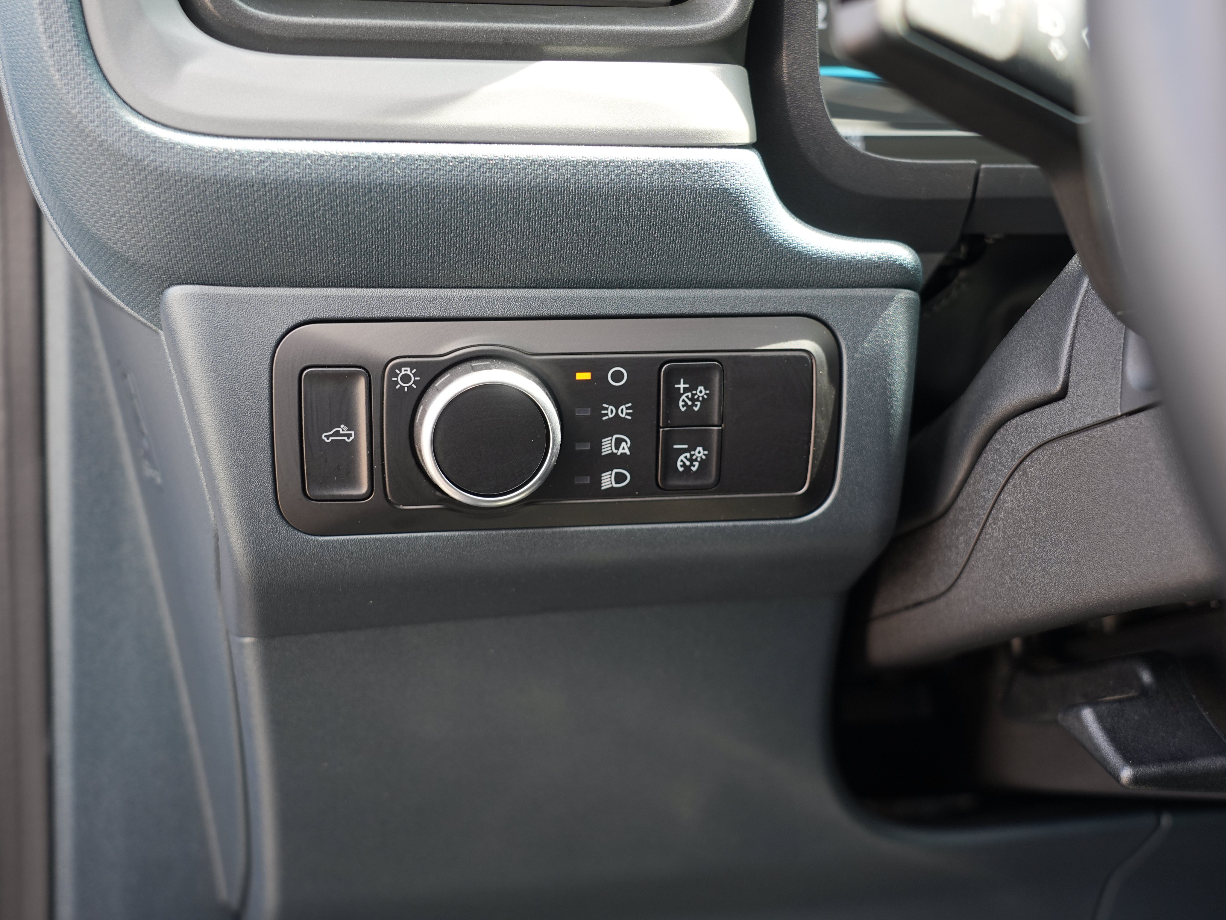 Used 2024 Ford Maverick Tremor w/ Tremor Off-Road Package AWD/4WD image 19