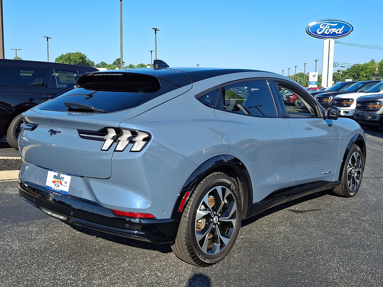 Used 2023 Ford Mustang Mach-E Premium AWD/4WD image 6