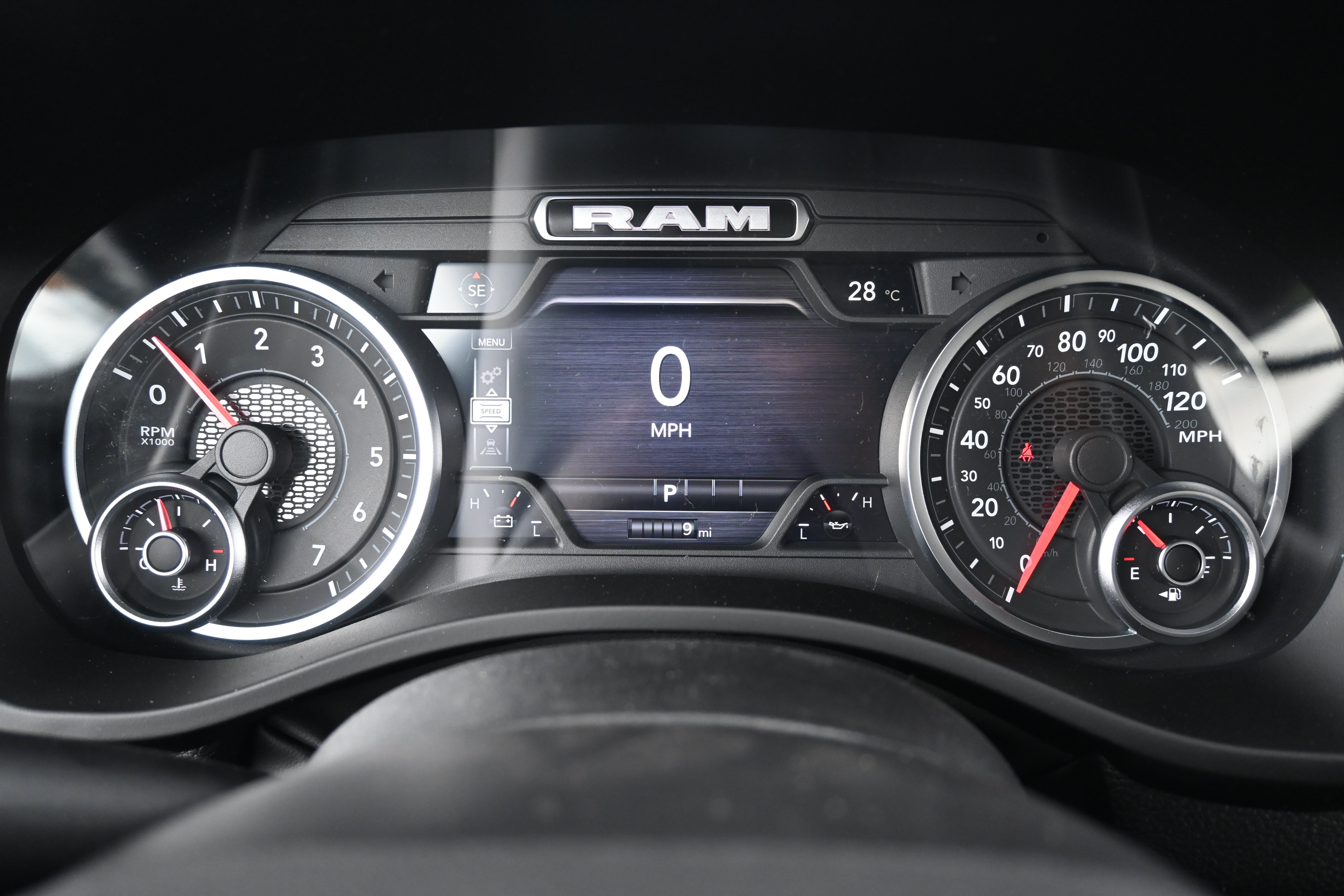 New 2026 RAM 1500 Express AWD/4WD image 20