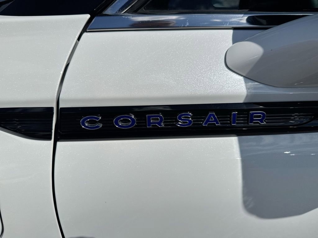 Used 2023 Lincoln Corsair Grand Touring w/ Equipment Group 302A AWD/4WD image 27