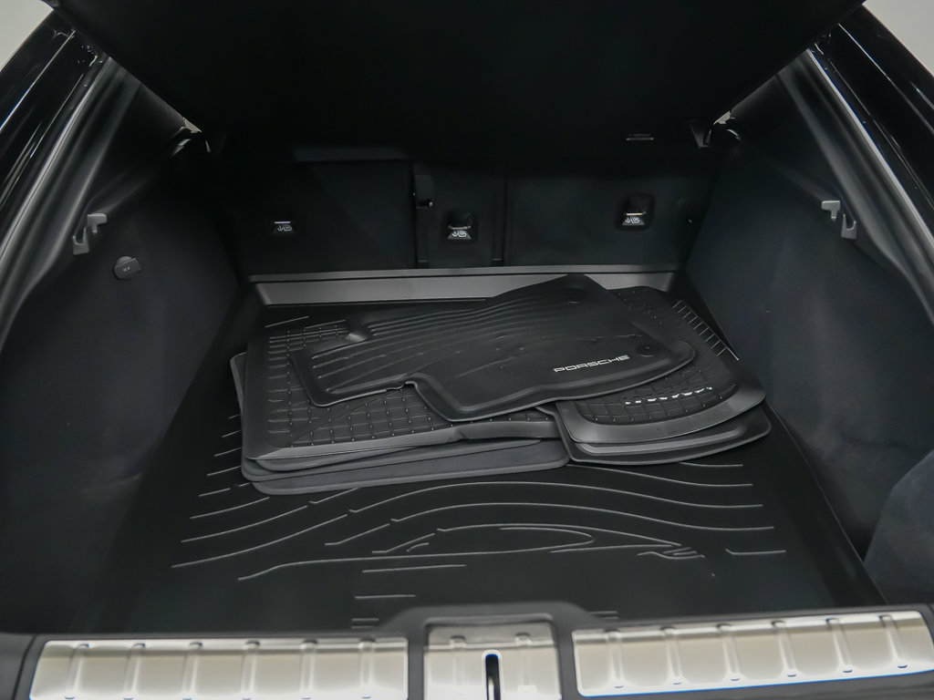 New 2026 Porsche Panamera 4 AWD/4WD image 13