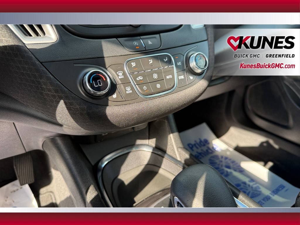 Used 2024 Chevrolet Malibu LT FWD image 15