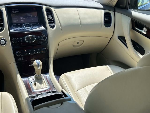 Used 2014 INFINITI QX50 Journey w/ Premium Package image 24