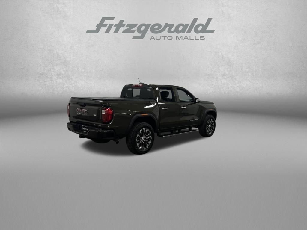 Used 2025 GMC Canyon Denali AWD/4WD image 6
