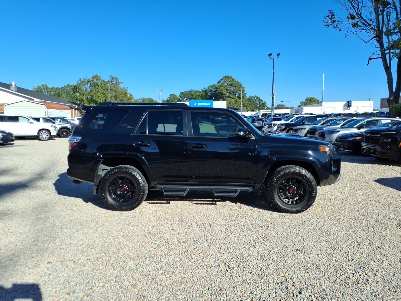 Used 2024 Toyota 4Runner TRD Off-Road Premium w/ Moonroof Package AWD/4WD image 12