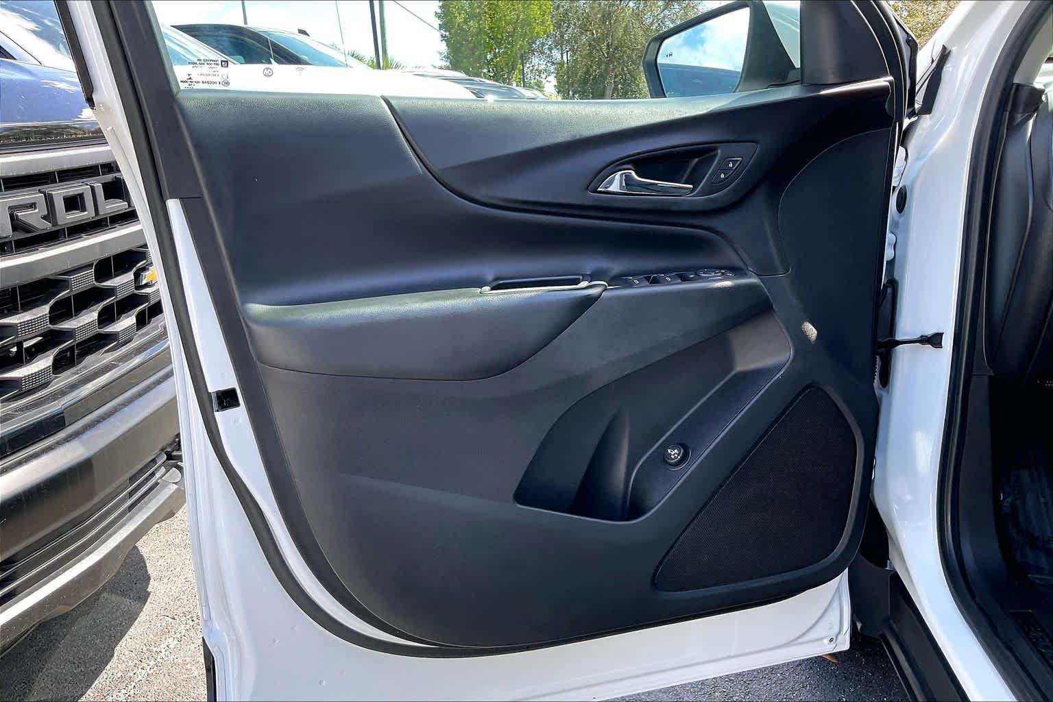 Used 2019 Chevrolet Equinox LT FWD image 22
