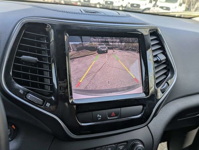 Used 2020 Jeep Cherokee Limited image 21
