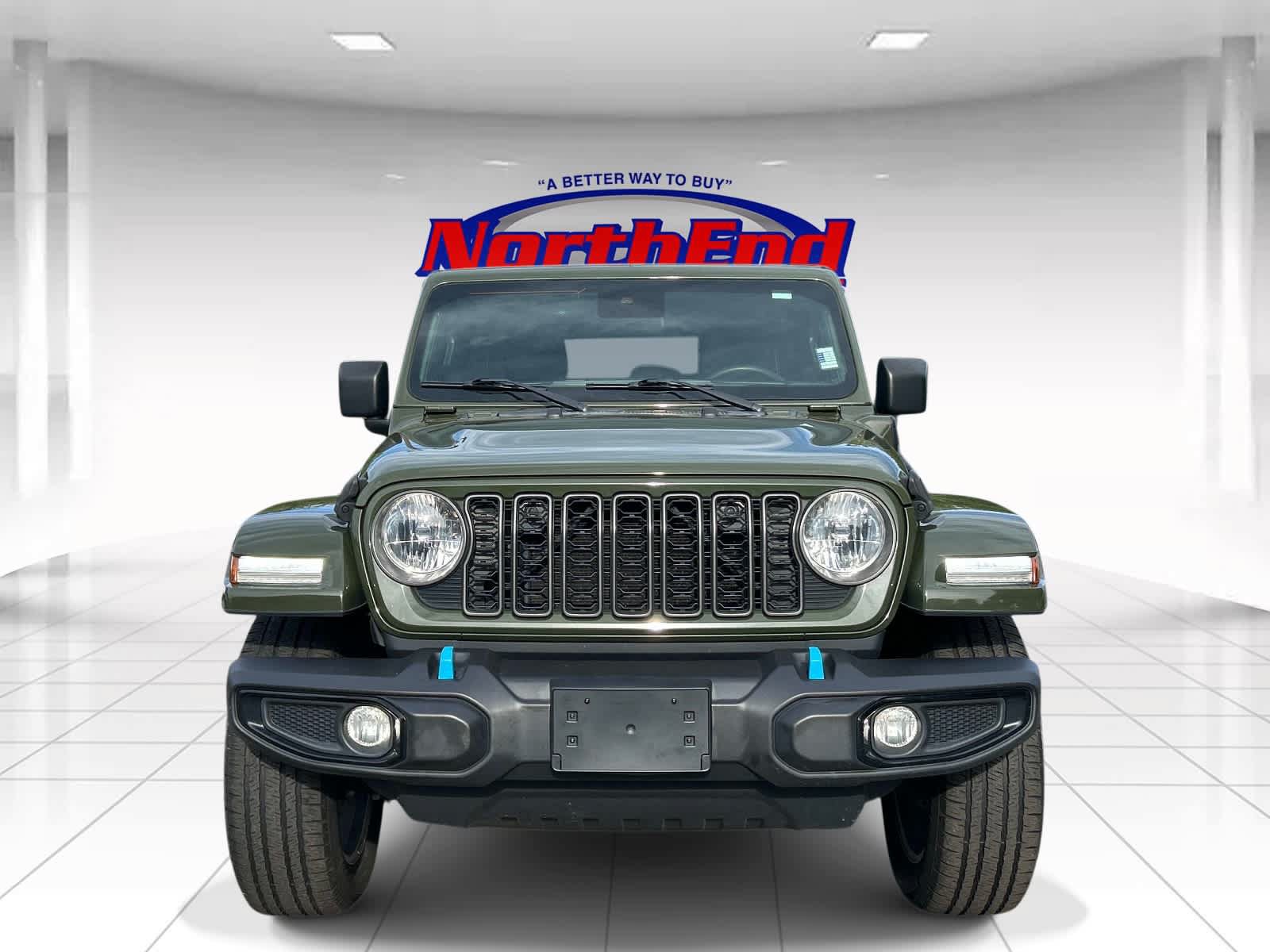 Used 2024 Jeep Wrangler Unlimited w/ Convenience Group AWD/4WD image 8