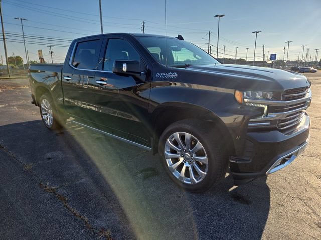 Used 2021 Chevrolet Silverado 1500 High Country w/ Technology Package AWD/4WD image 2