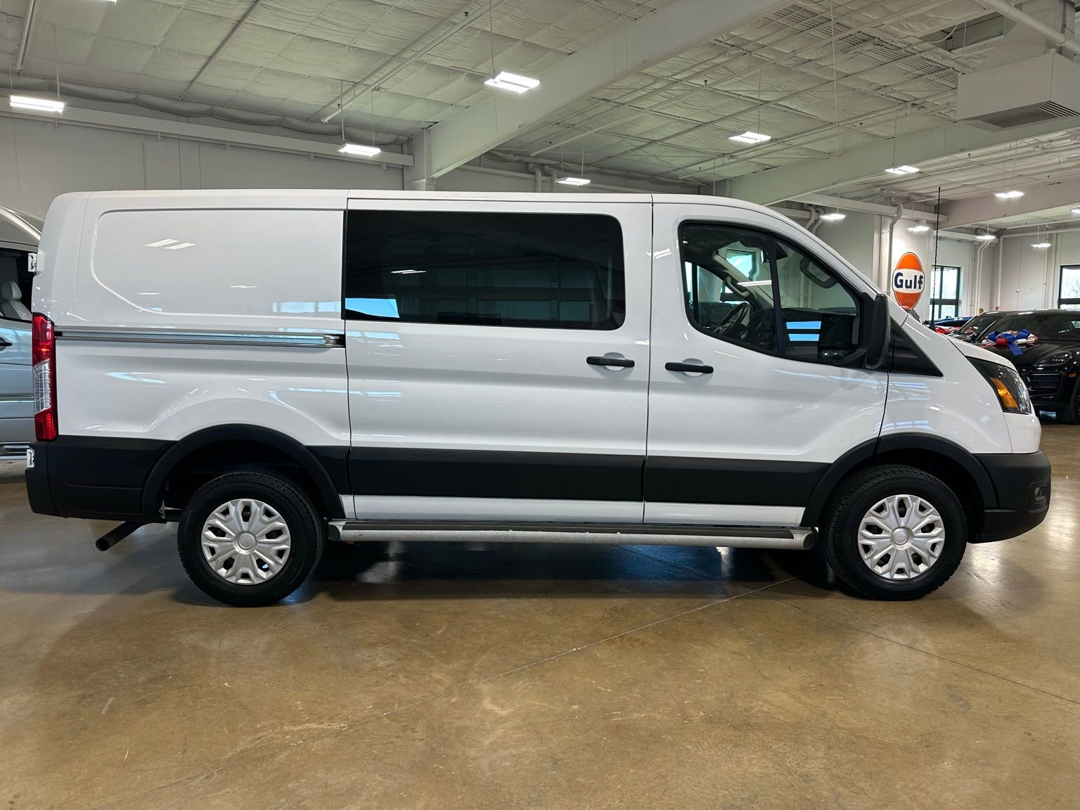 Used 2024 Ford Transit 250 Low Roof w/ Exterior Upgrade Package image 8