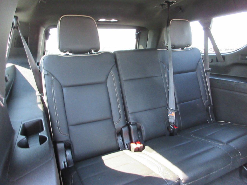 Certified 2022 GMC Yukon XL SLT w/ SLT Premium Package AWD/4WD image 29