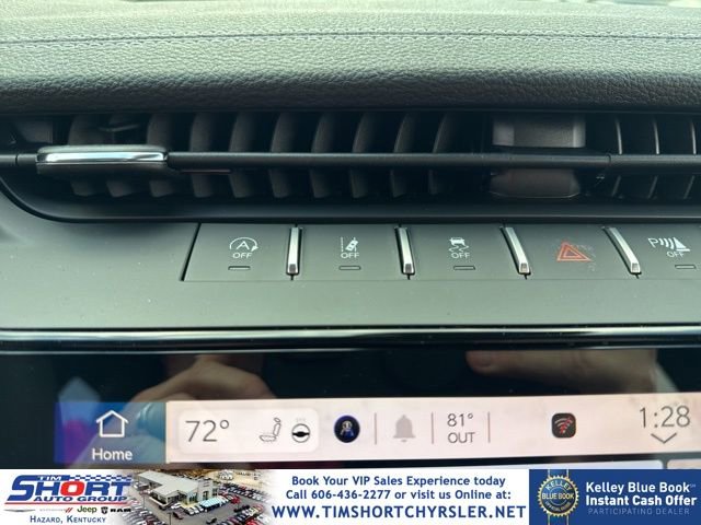 New 2026 Jeep Grand Cherokee Limited w/ Limited Altitude Package AWD/4WD image 39