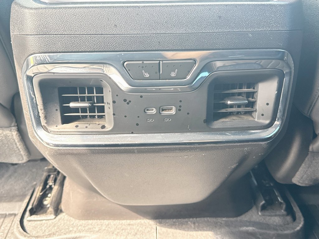 Used 2024 Chevrolet Silverado 1500 LTZ AWD/4WD image 28