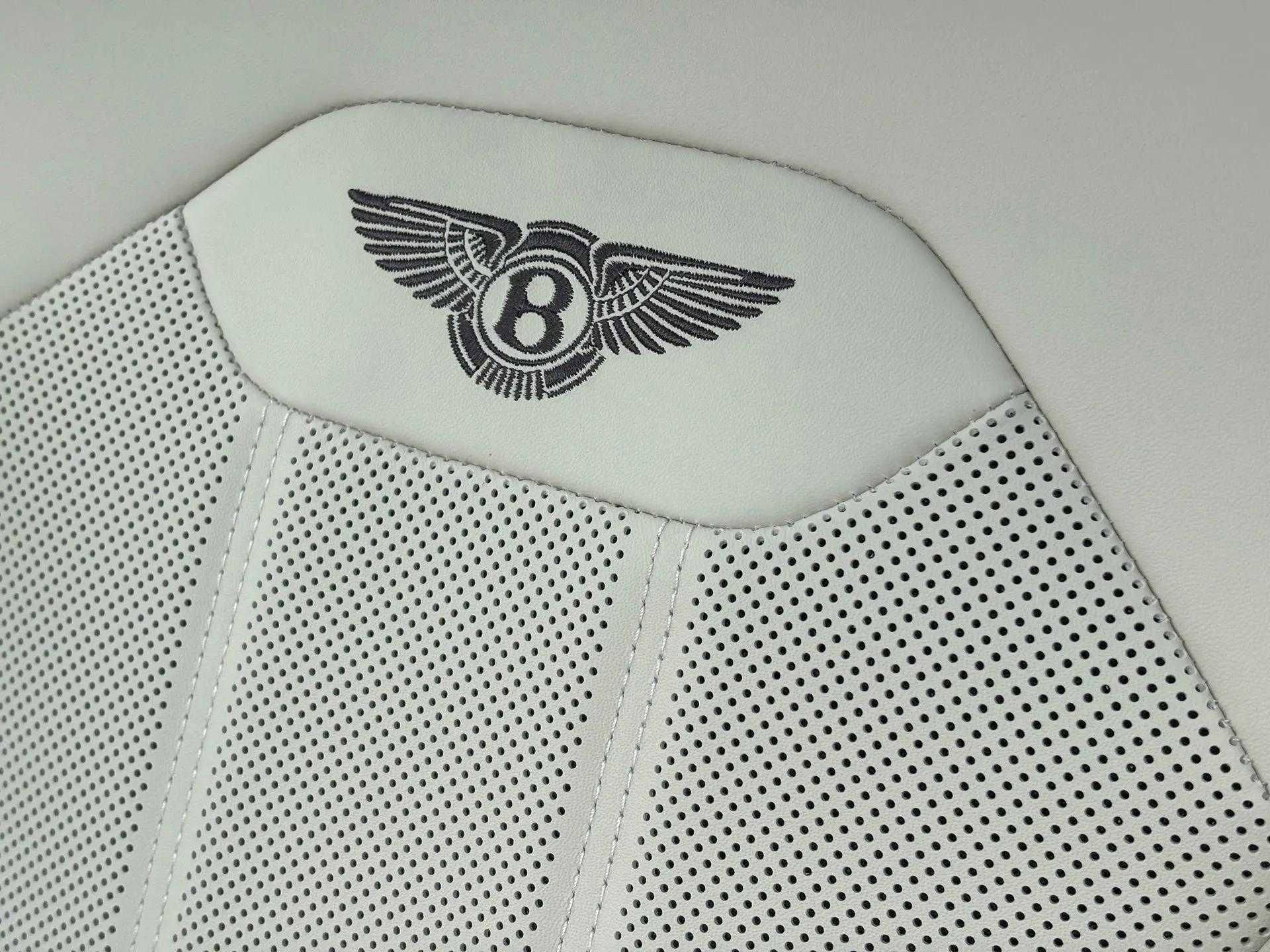 New 2025 Bentley Bentayga Extended Wheelbase image 10