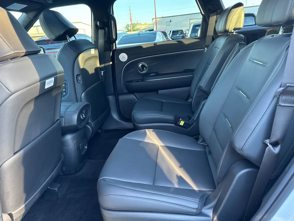 New 2026 Hyundai Palisade Calligraphy FWD image 12