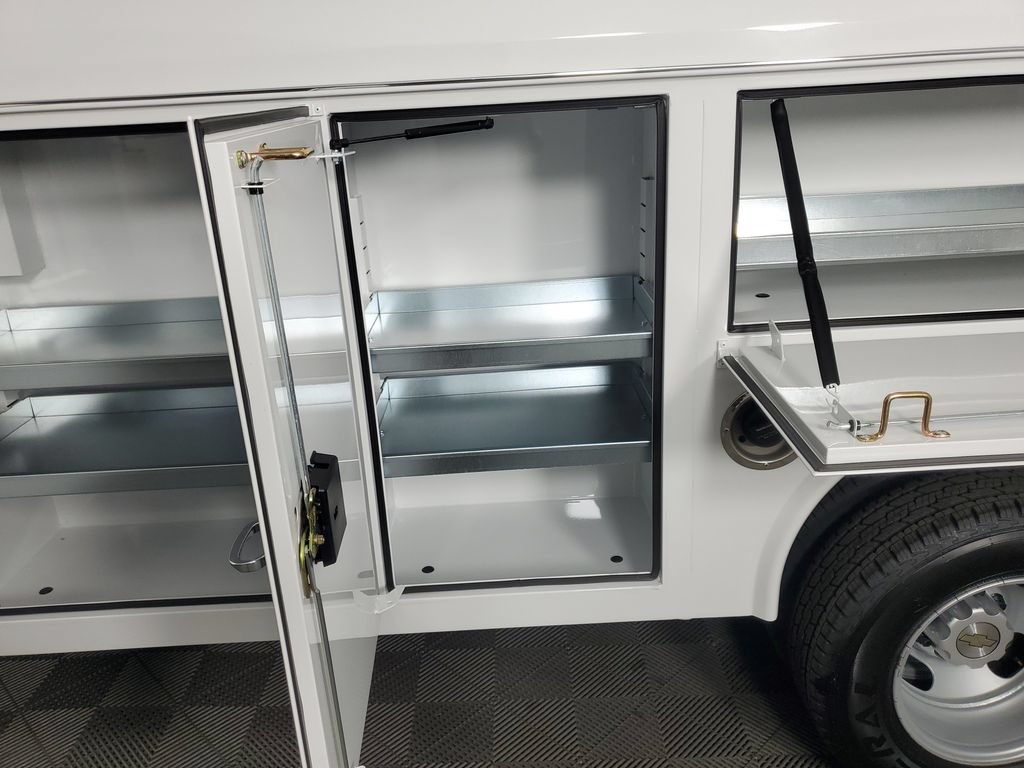 New 2026 Chevrolet Express 3500 w/ Power Convenience Package RWD image 12