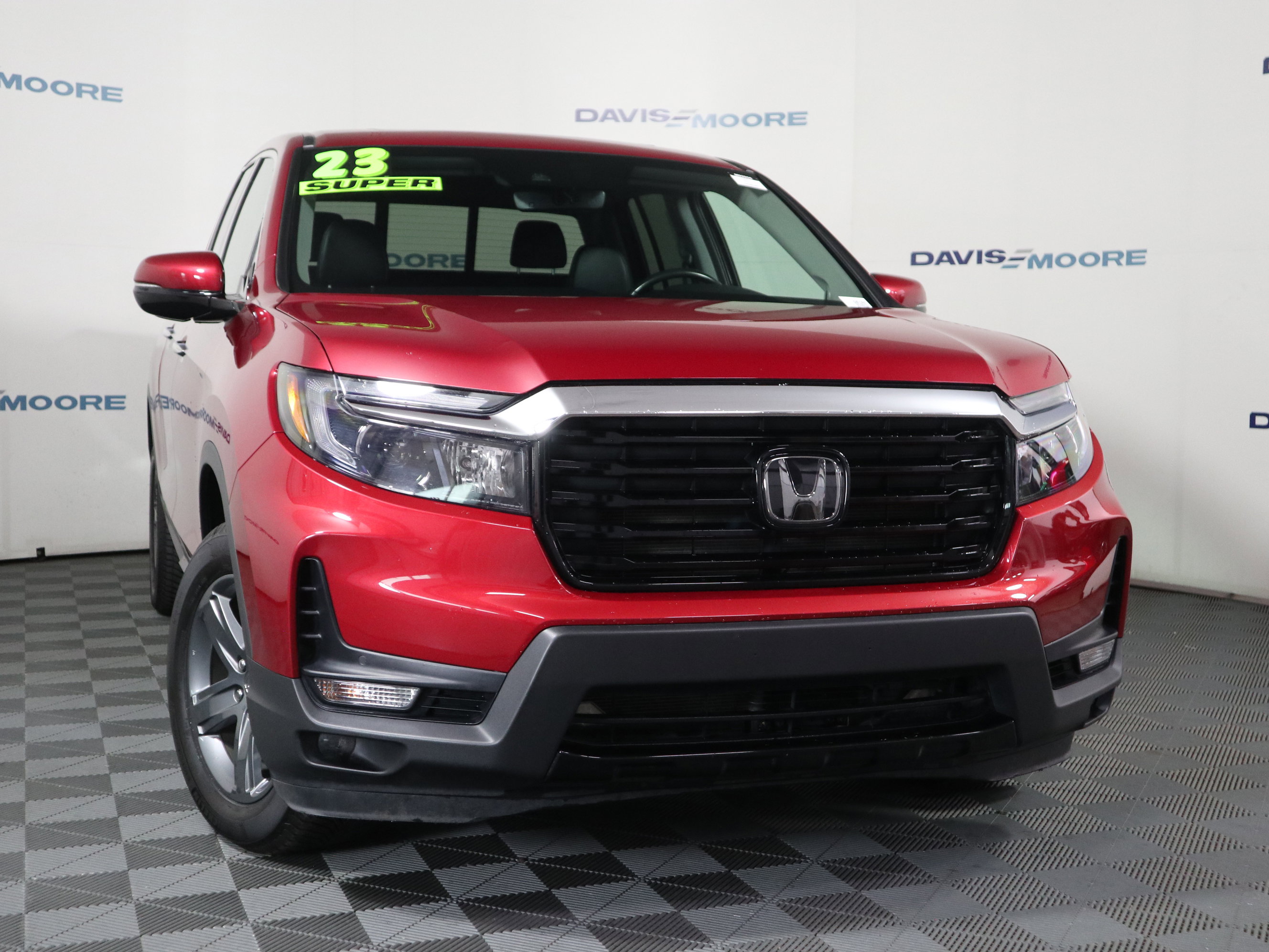 Used 2023 Honda Ridgeline RTL-E image 2