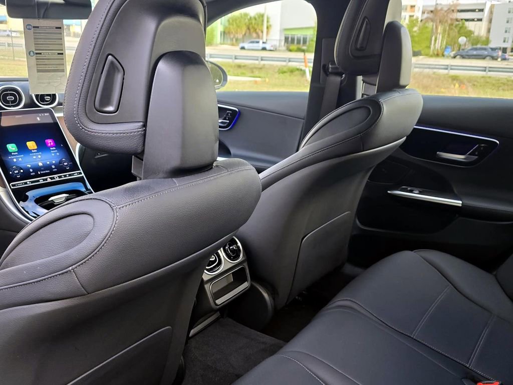 Used 2025 Mercedes-Benz C 300 Sedan image 20
