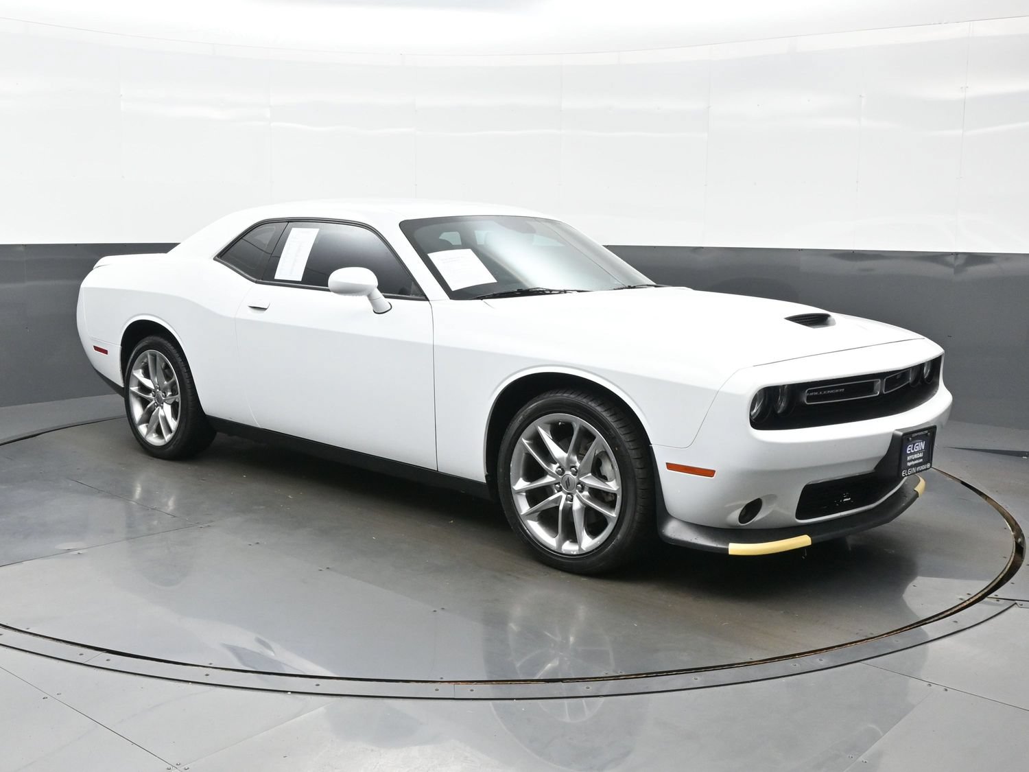 Used 2022 Dodge Challenger GT AWD/4WD image 8