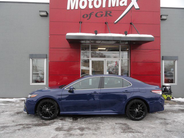 Used 2024 Toyota Camry XSE image 2