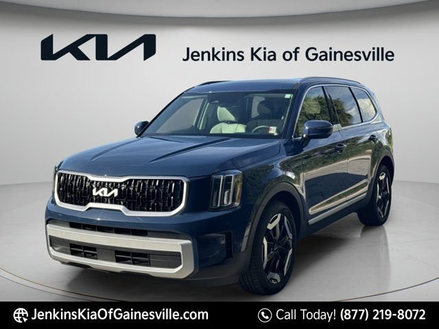 Used 2025 Kia Telluride EX FWD image 7