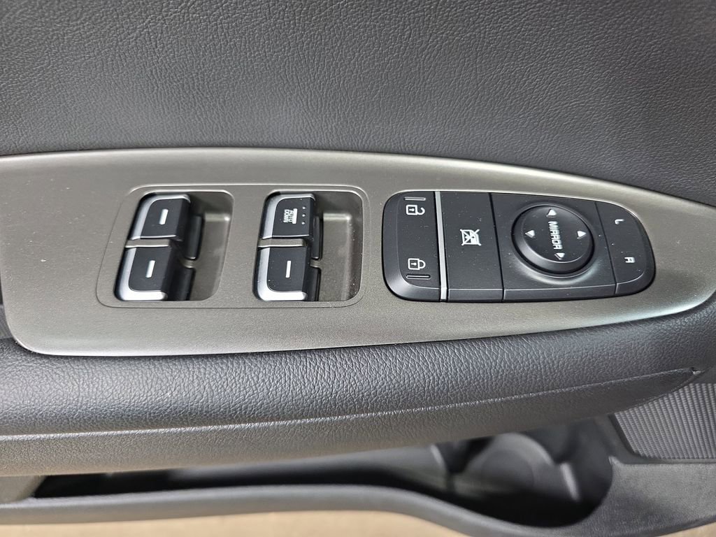 Used 2020 Kia Optima LX FWD image 26