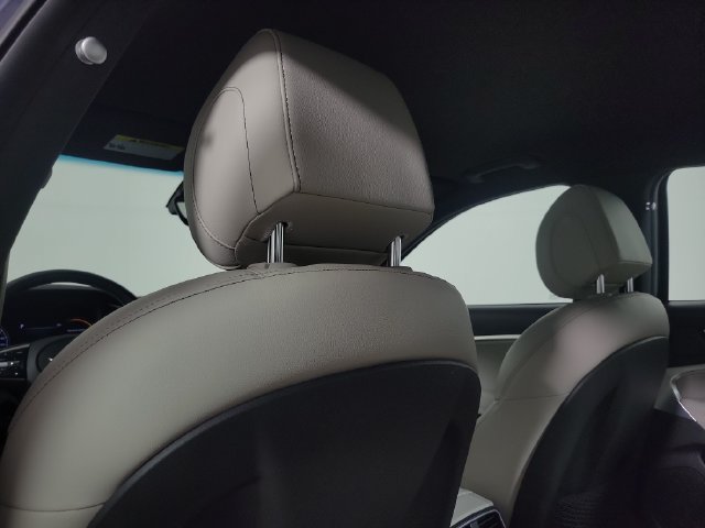 Used 2023 Genesis G70 2.0T RWD image 14
