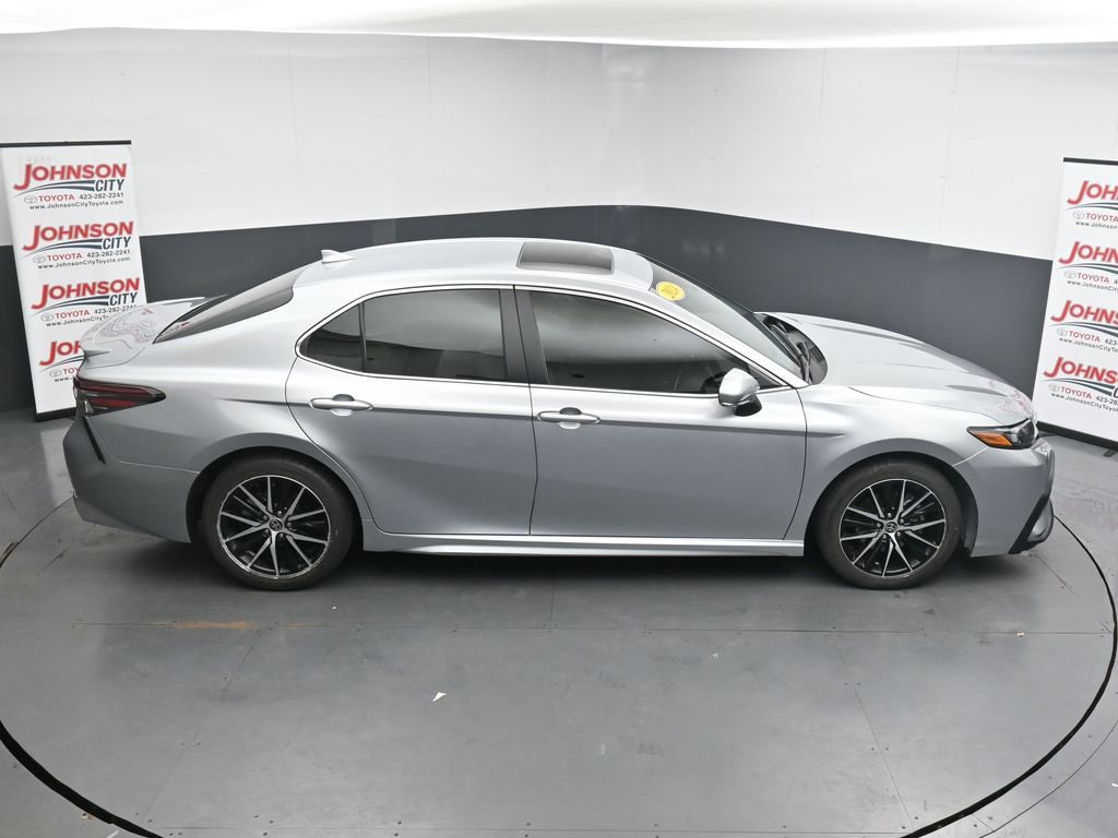Used 2024 Toyota Camry SE FWD image 32