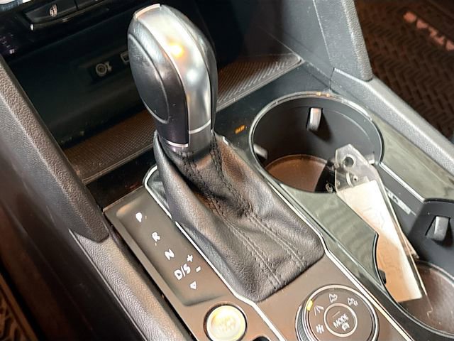 Used 2018 Volkswagen Atlas SEL Premium image 17