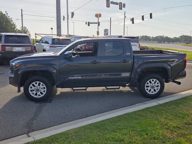 Used 2024 Toyota Tacoma SR5 RWD image 4