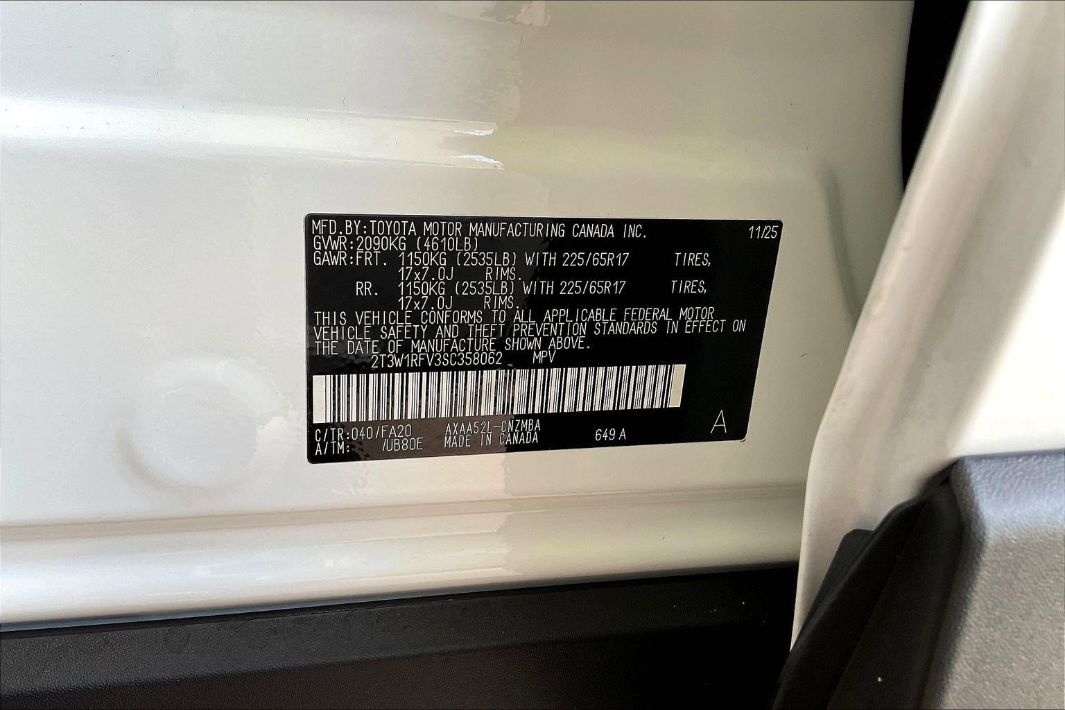 Used 2025 Toyota RAV4 XLE FWD image 19