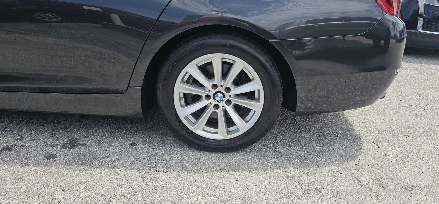 Used 2016 BMW 528i xDrive Sedan AWD/4WD image 11