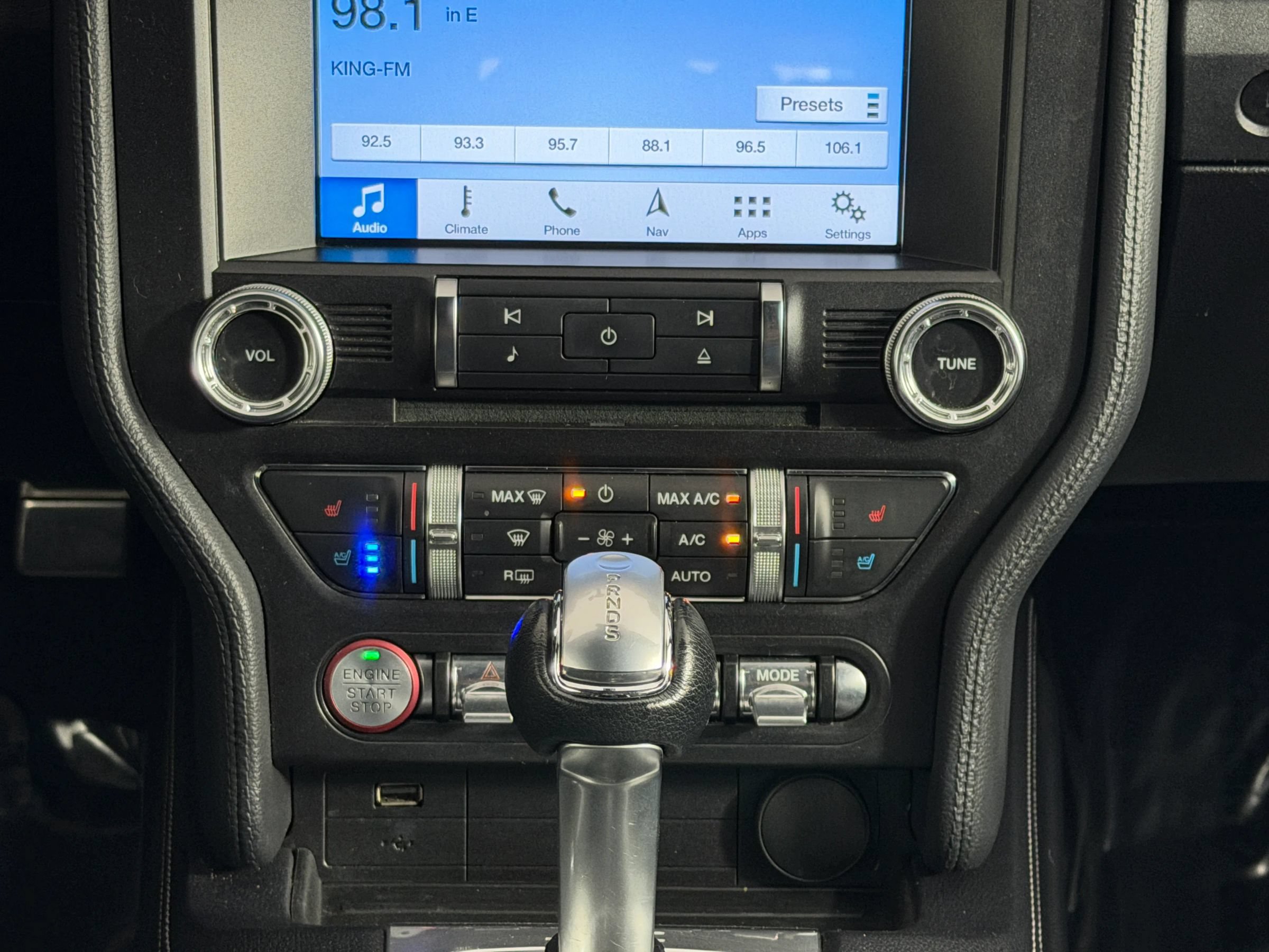 Used 2018 Ford Mustang Premium w/ Equipment Group 201A RWD image 26