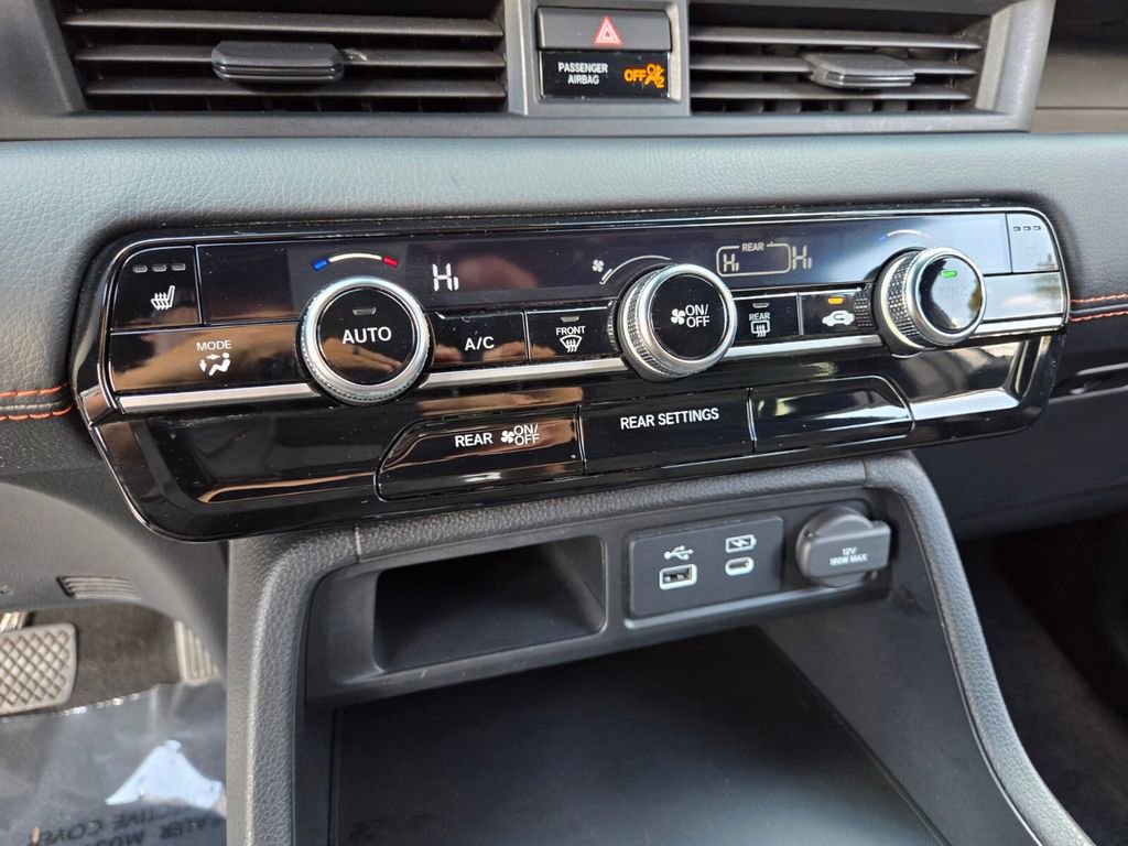 Used 2023 Honda Pilot Sport image 29