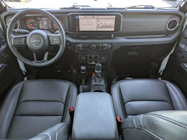Certified 2025 Jeep Gladiator Mojave AWD/4WD image 15