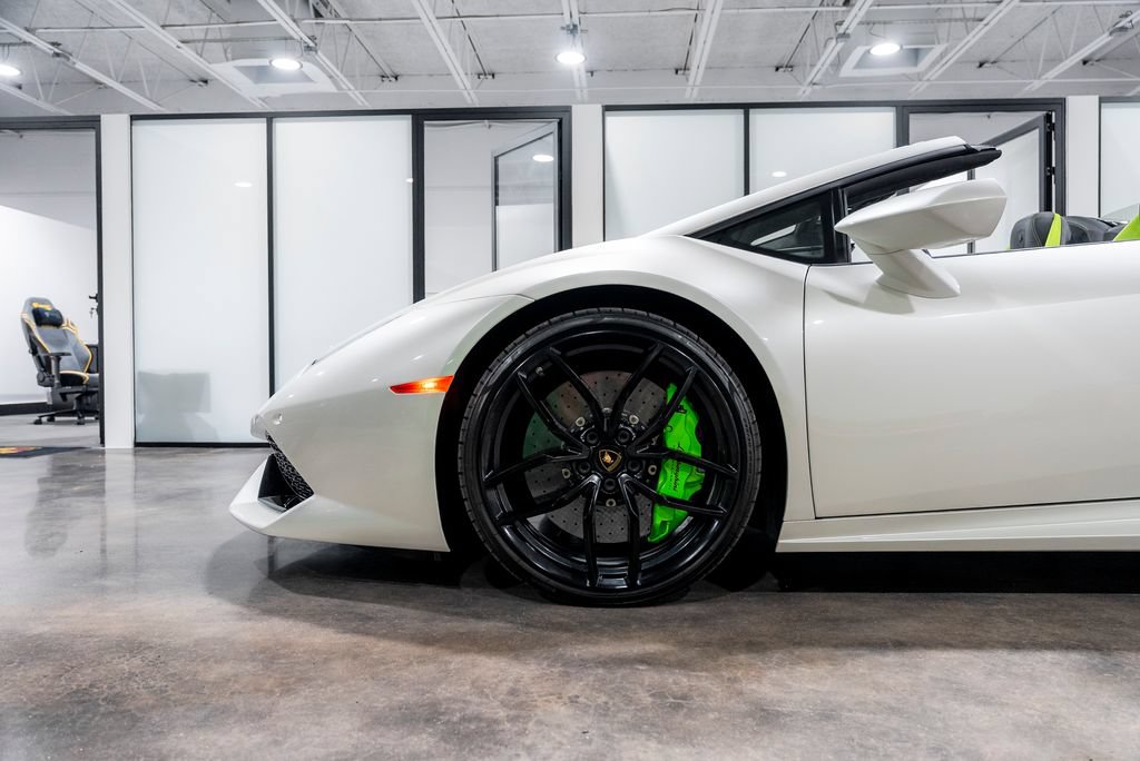 Used 2016 Lamborghini Huracan LP 610-4 AWD/4WD image 85