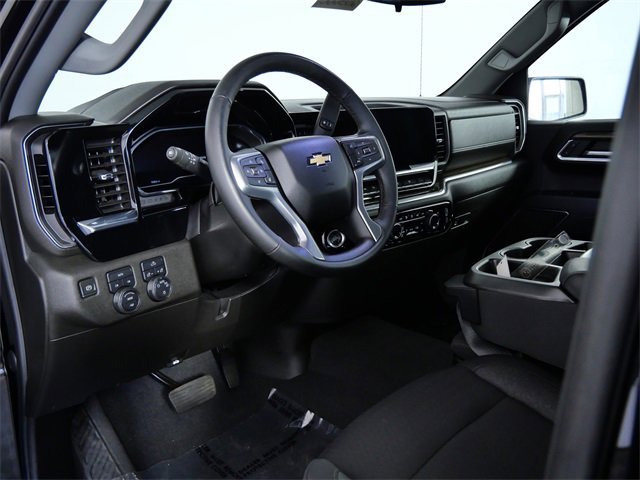 Used 2024 Chevrolet Silverado 1500 LT image 15
