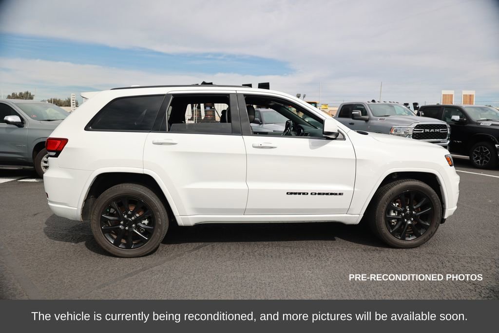 Used 2021 Jeep Grand Cherokee Laredo X image 7