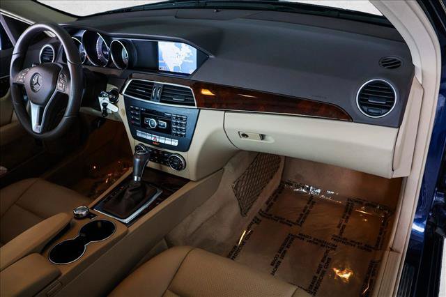 Used 2013 Mercedes-Benz C 300 4MATIC Sedan image 28