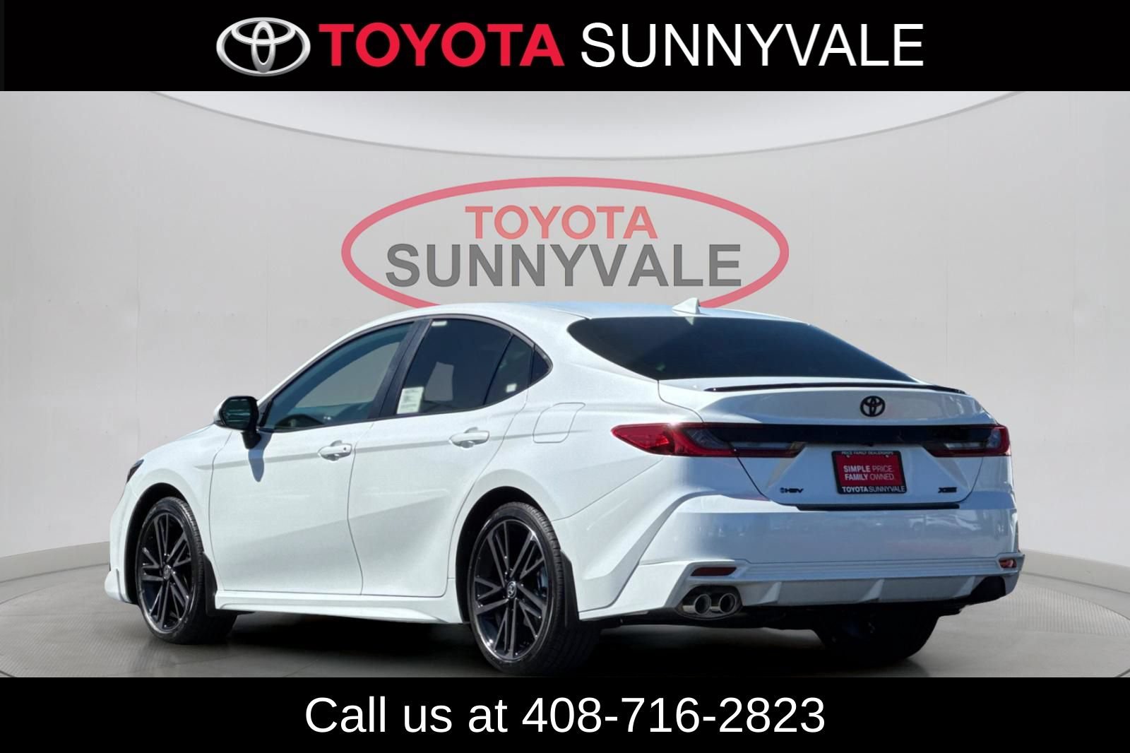 Used 2026 Toyota Camry XSE FWD image 7