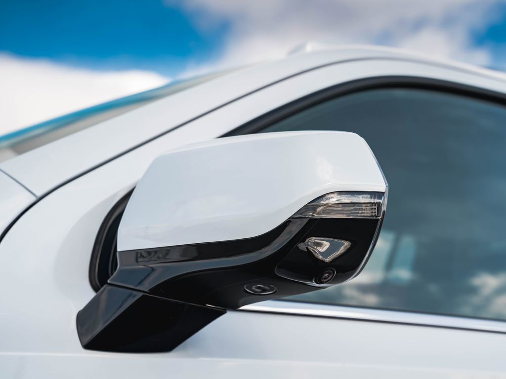 New 2026 Chevrolet Suburban High Country image 12