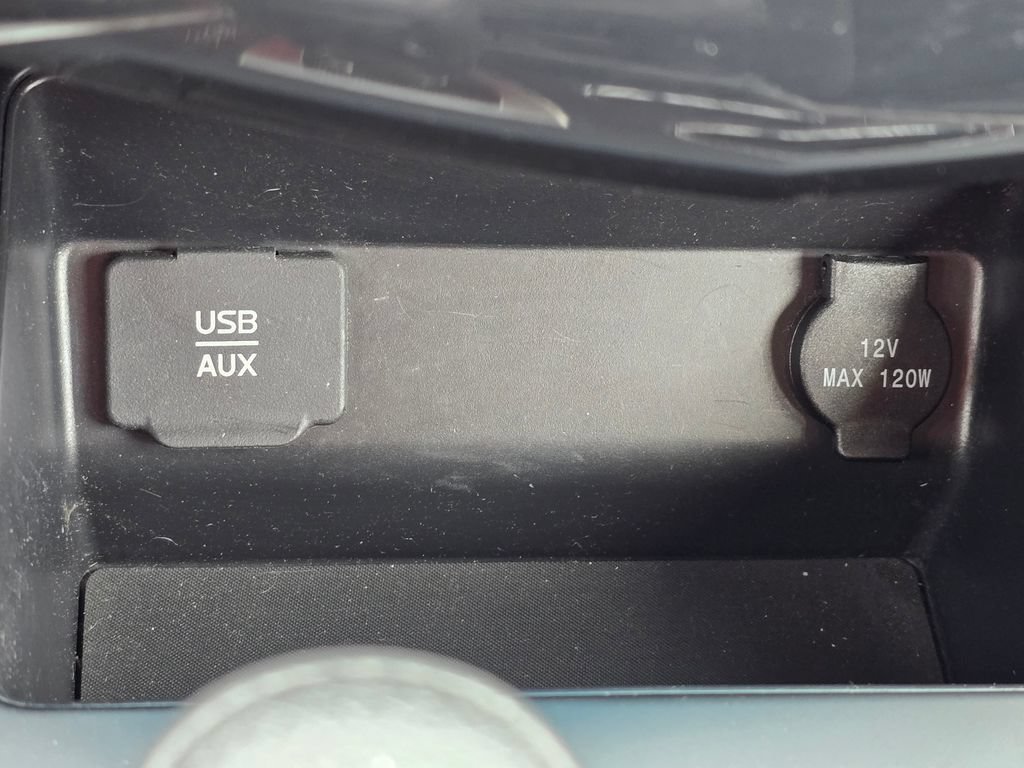 Used 2015 Nissan Altima 2.5 SV FWD image 36
