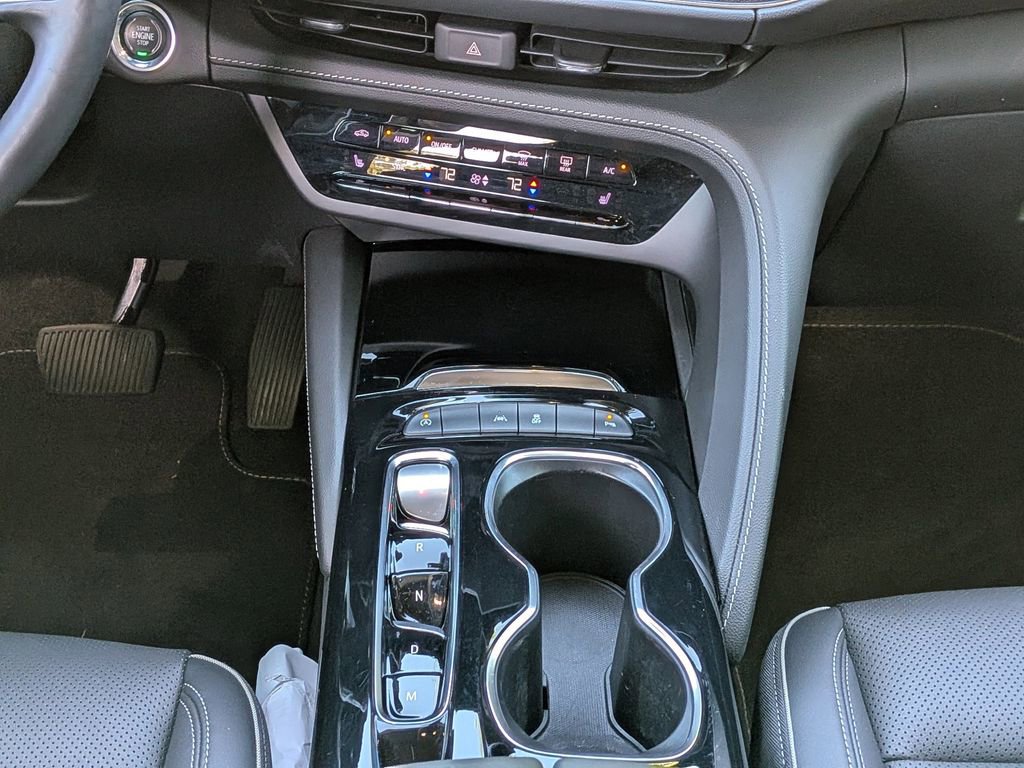 Used 2023 Buick Envision Essence FWD image 20