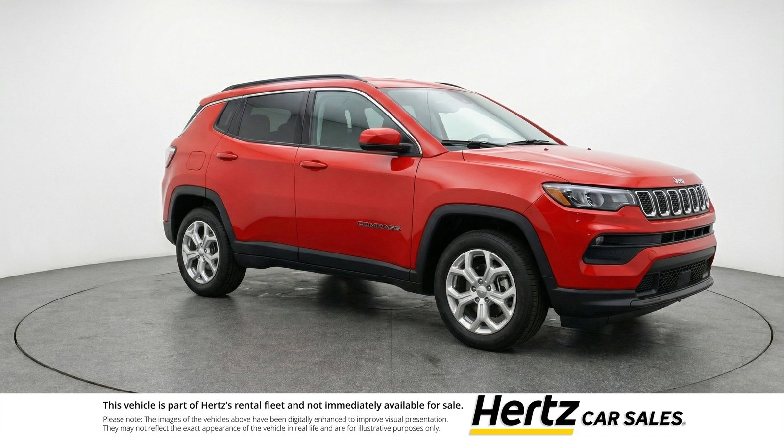 Used 2025 Jeep Compass Latitude image 1